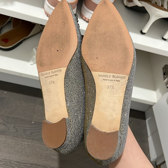 Manolo Blahnk flat shoes.Like brand new, only worn 3 times. - Picture 4 of 4
